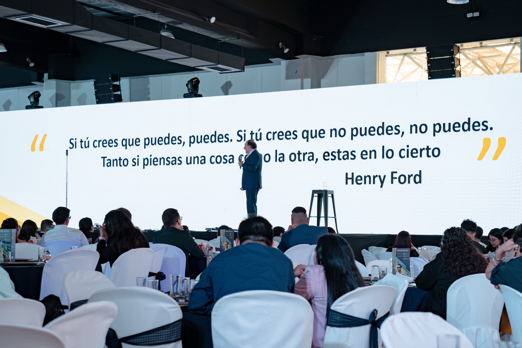 Experiencia en vivo